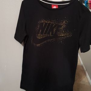 Nike t-shirt
